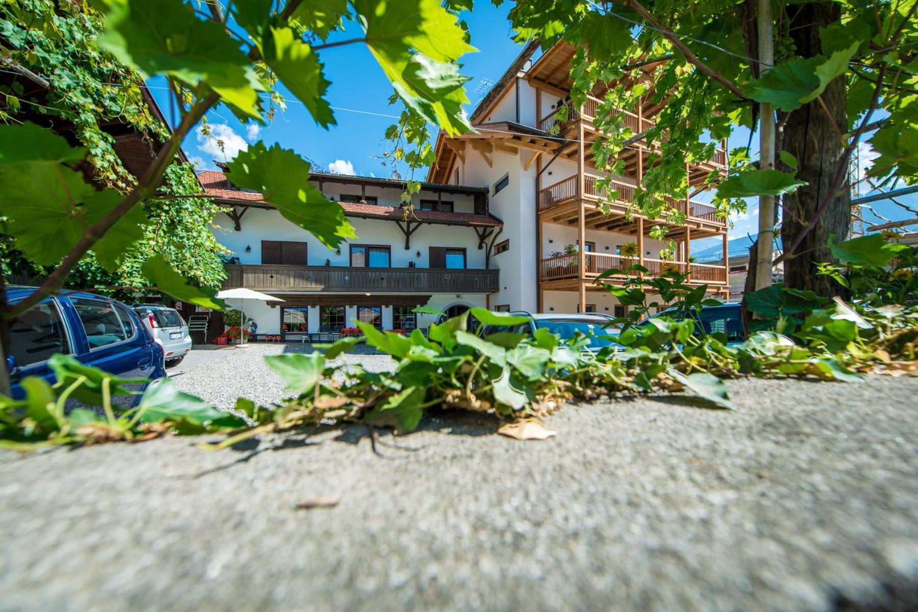 Eco Bnb & Apartments Bruendlerhof Marlengo Esterno foto